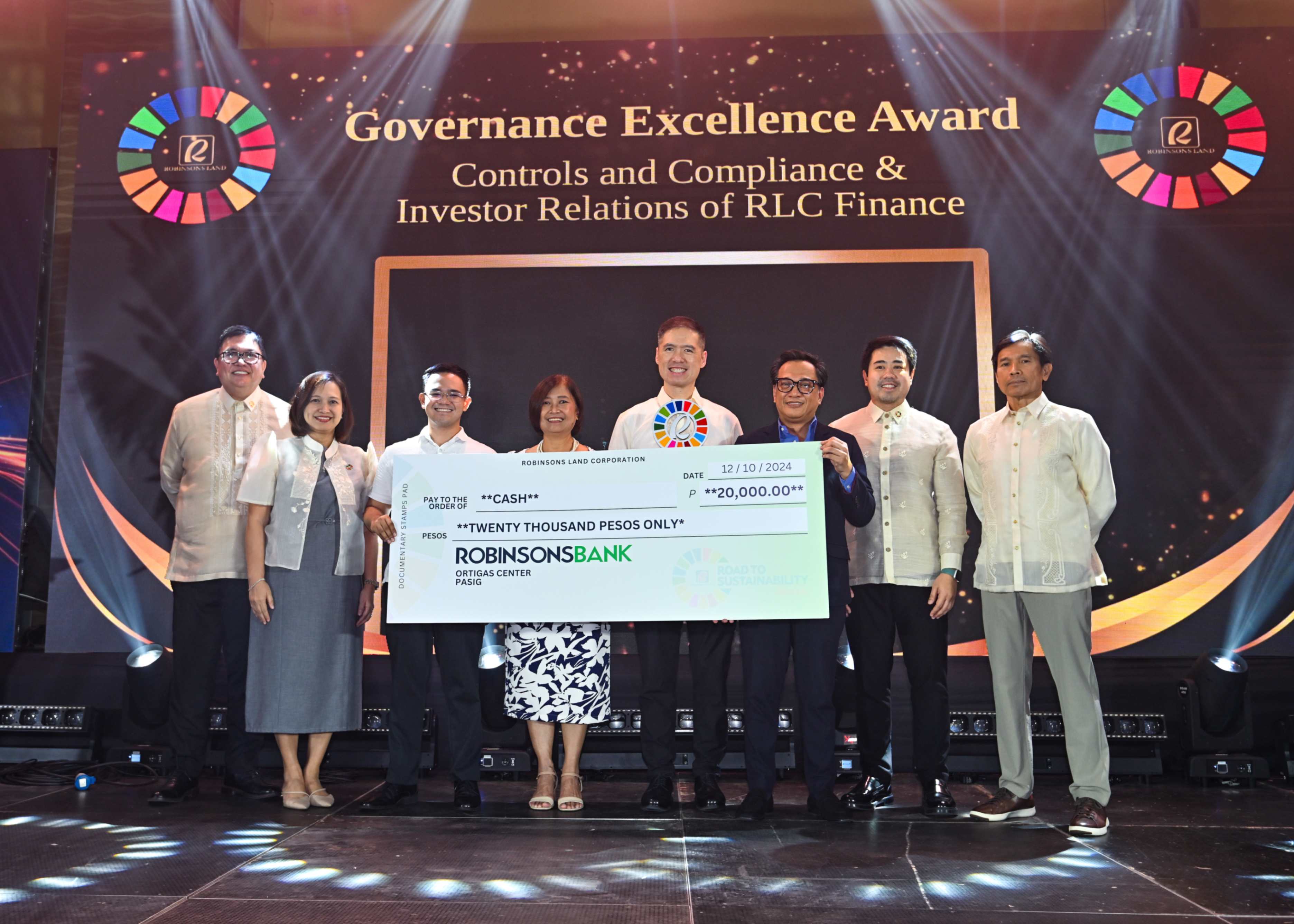 jpeg-optimizer_GOVERNANCE EXCELLENCE-2.jpg
