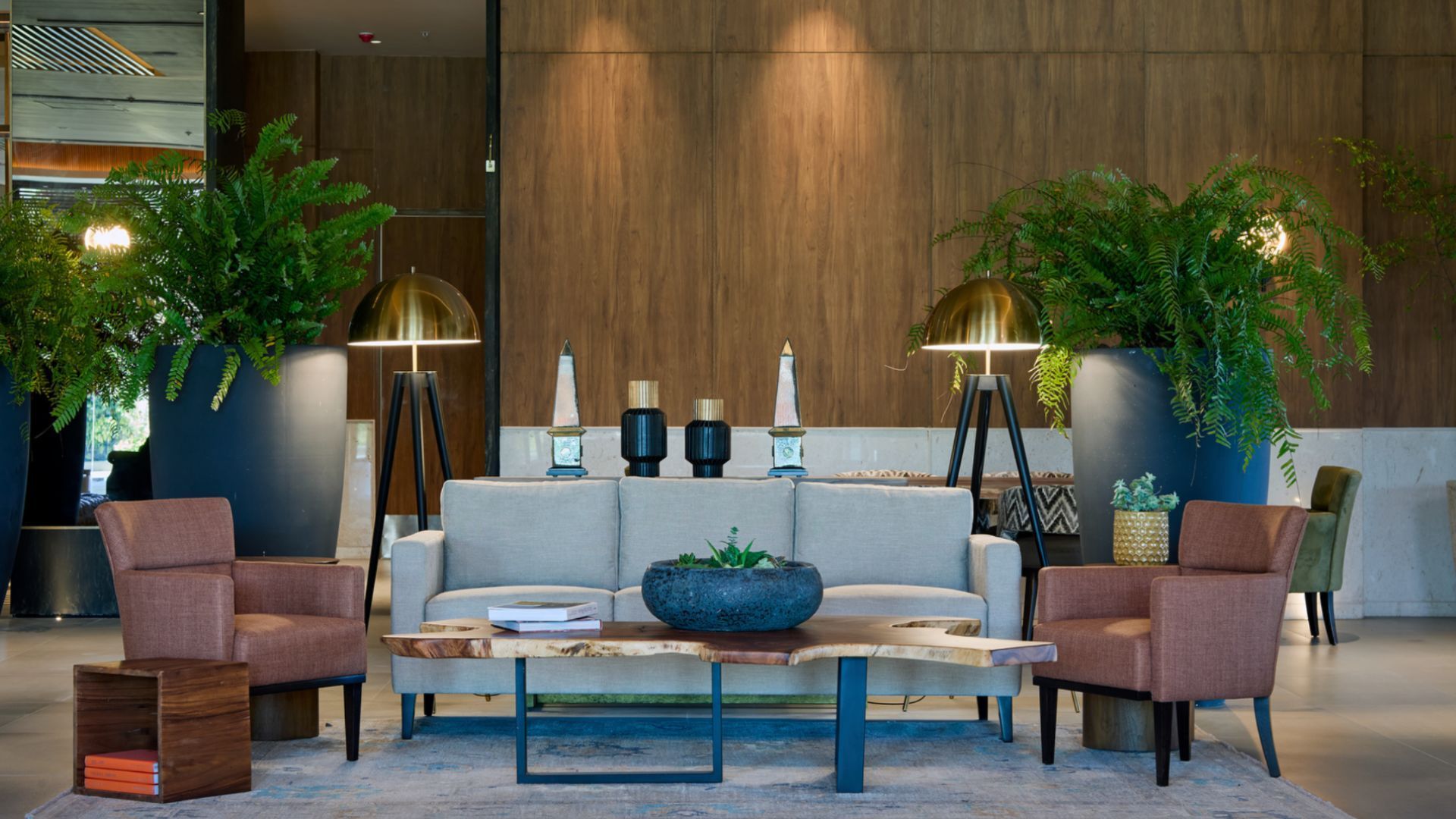 jpeg-optimizer_Main lobby.jpg