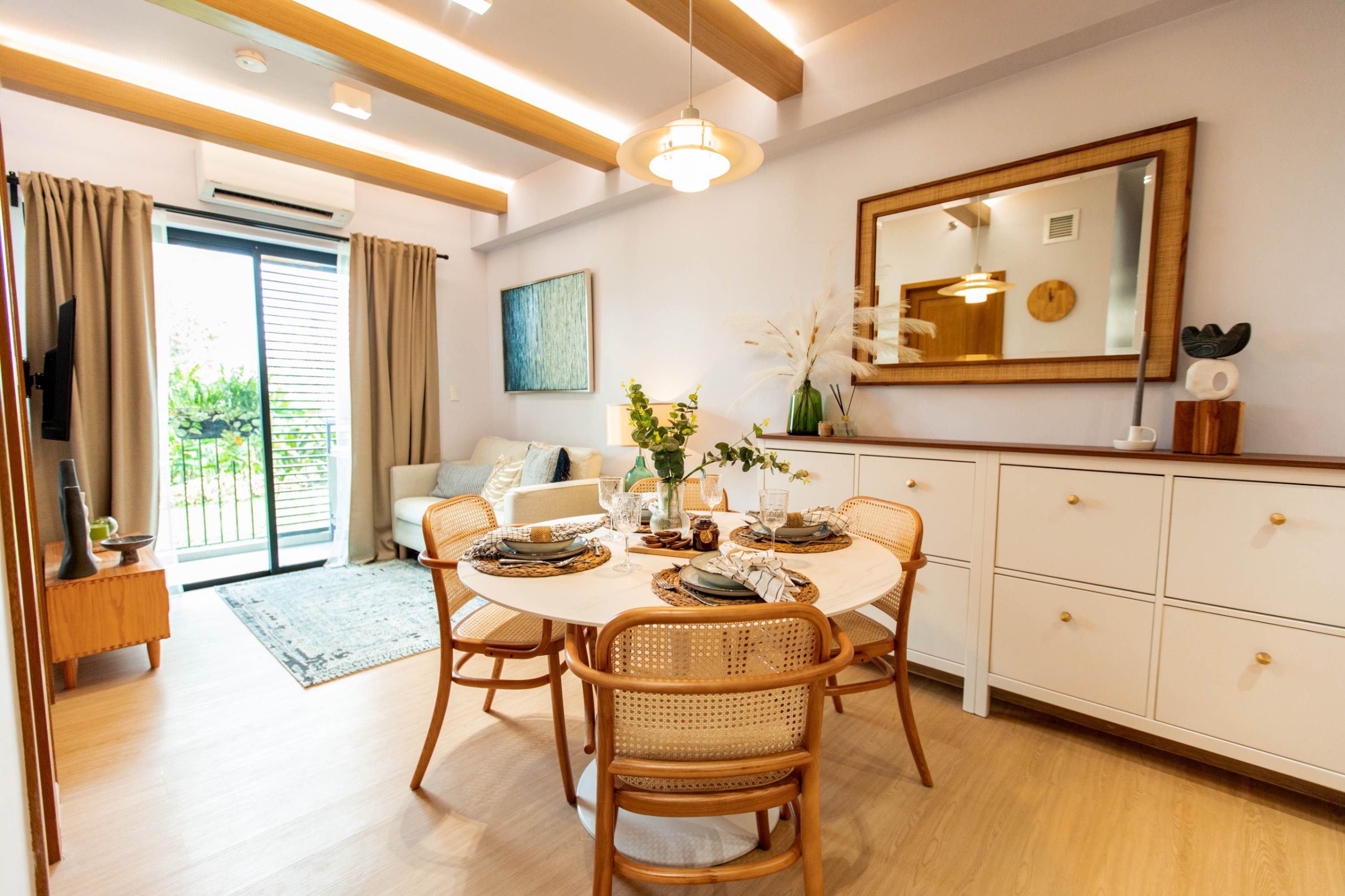 jpeg-optimizer_UNA MB 5.jpg