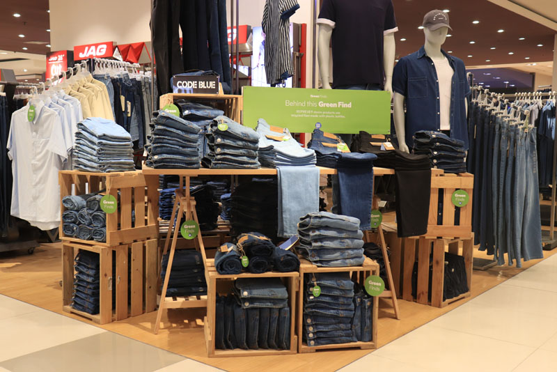 100923SMStore2.jpg