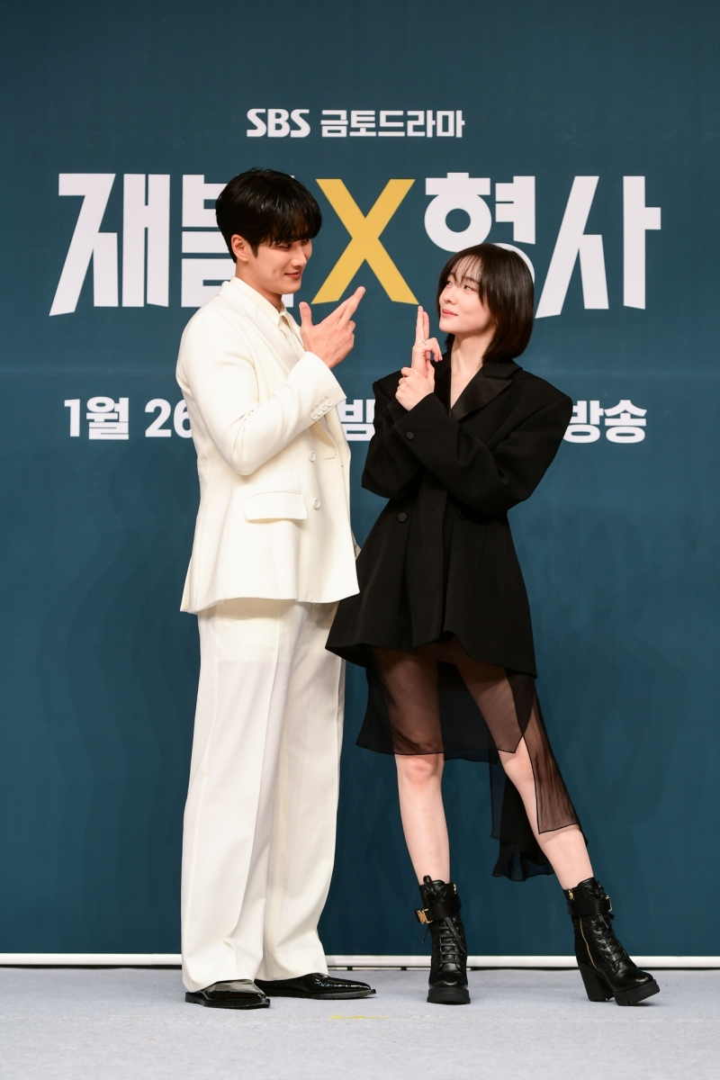 Ahn Bohyun, Park Jihyun (2).jpg