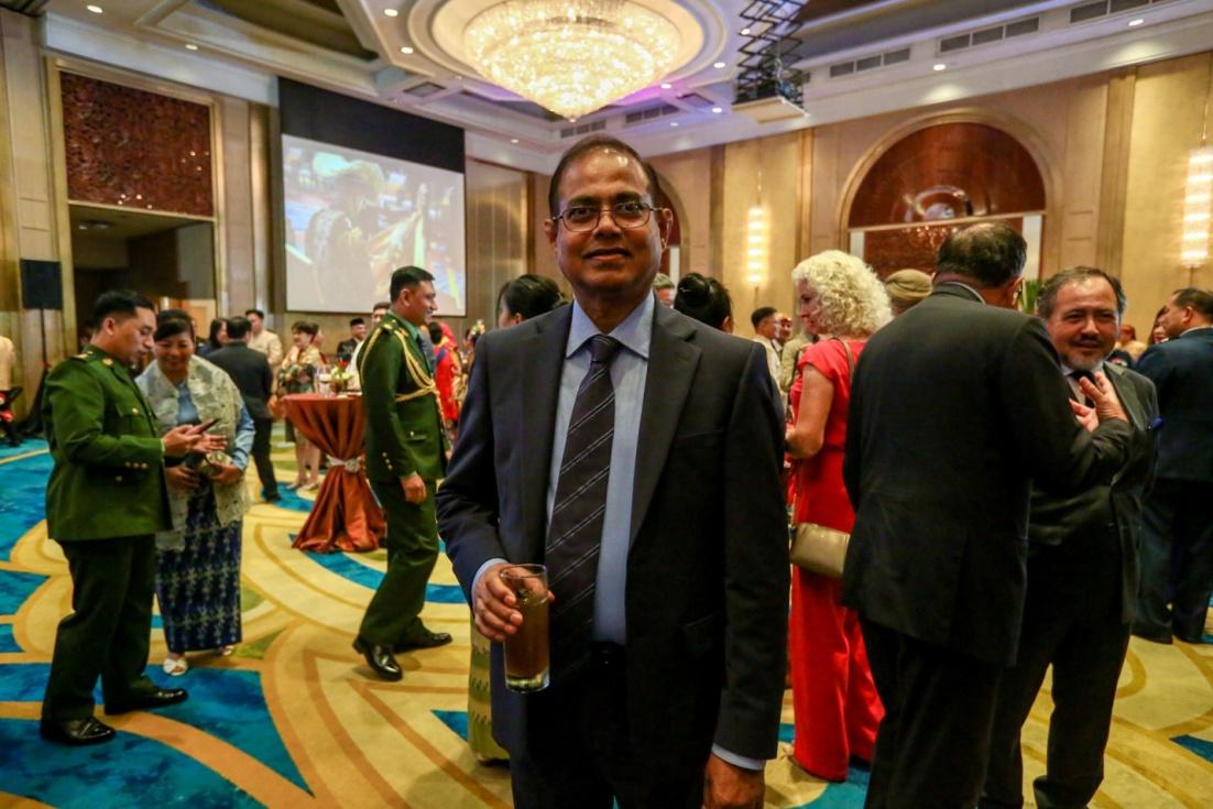Amb of Bangladesh.jpg