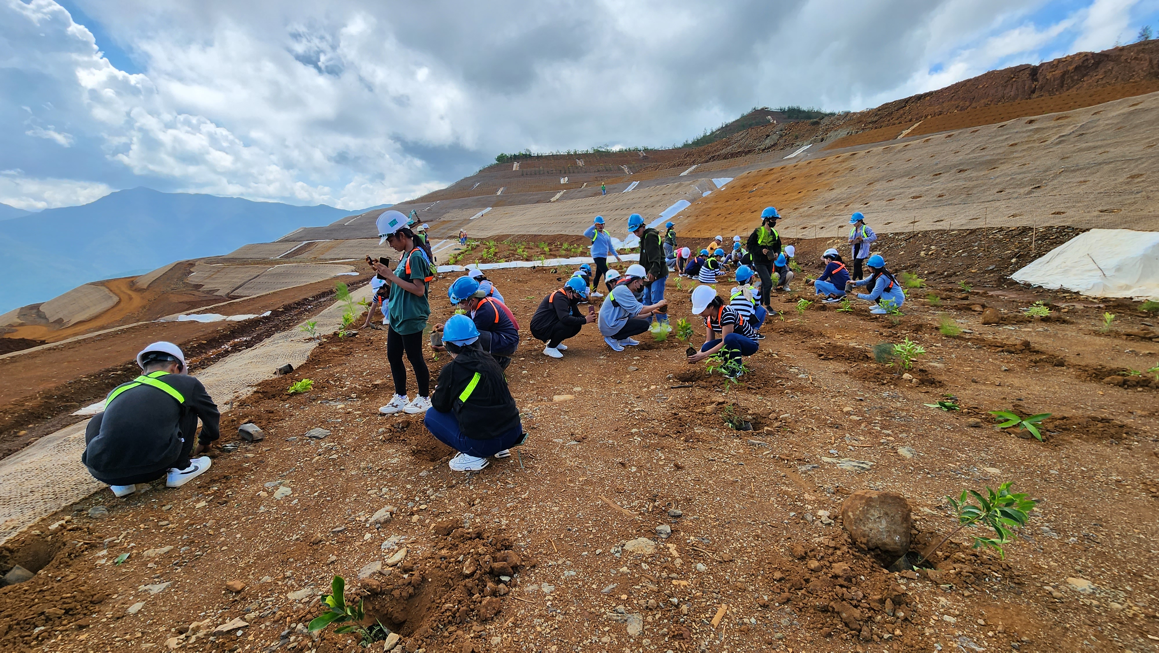 Berong Mine Rehab5.jpg