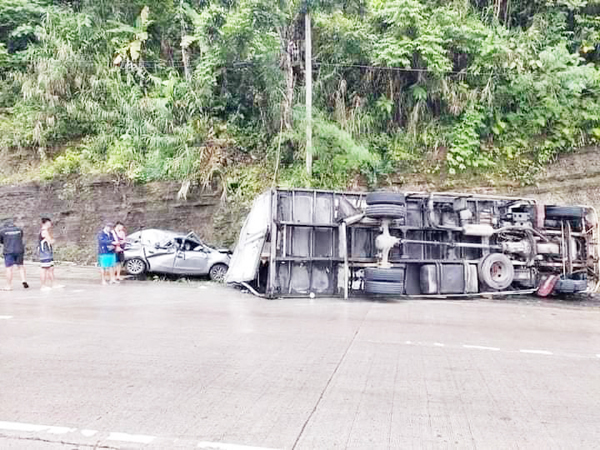 CALBAYOG ROAD CRASH.jpg