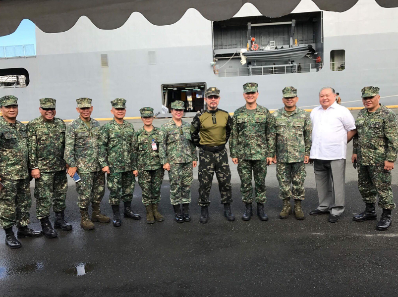 Christopher De Leon.png