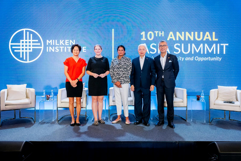 DTI Chief in Asia Summit.png