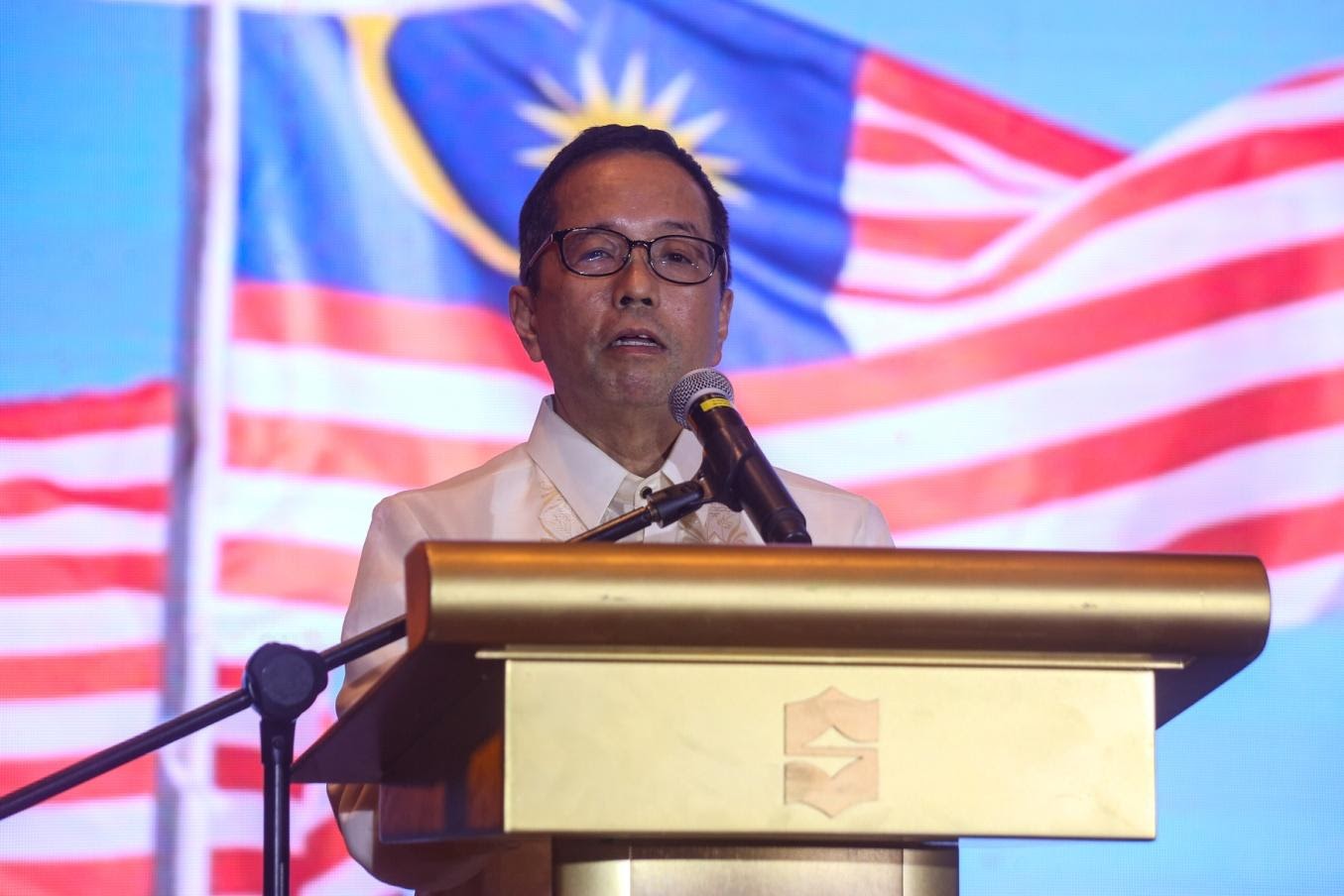 Department of Foreign Affairs Undersecretary Antonio Morales.jpeg