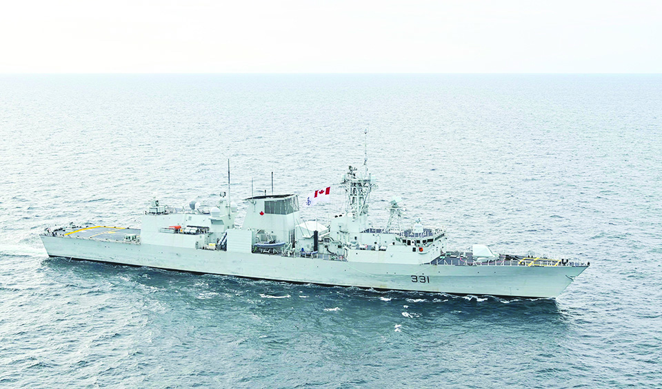 HMCS Vancouver (Photo courtesy of HMCS Vancouver X account).jpg
