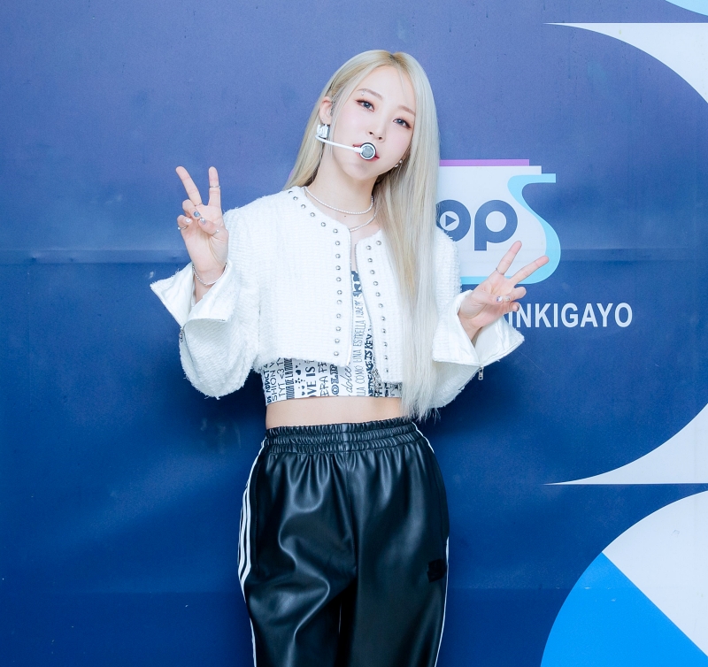 Hanteo1_Moonbyul.jpeg