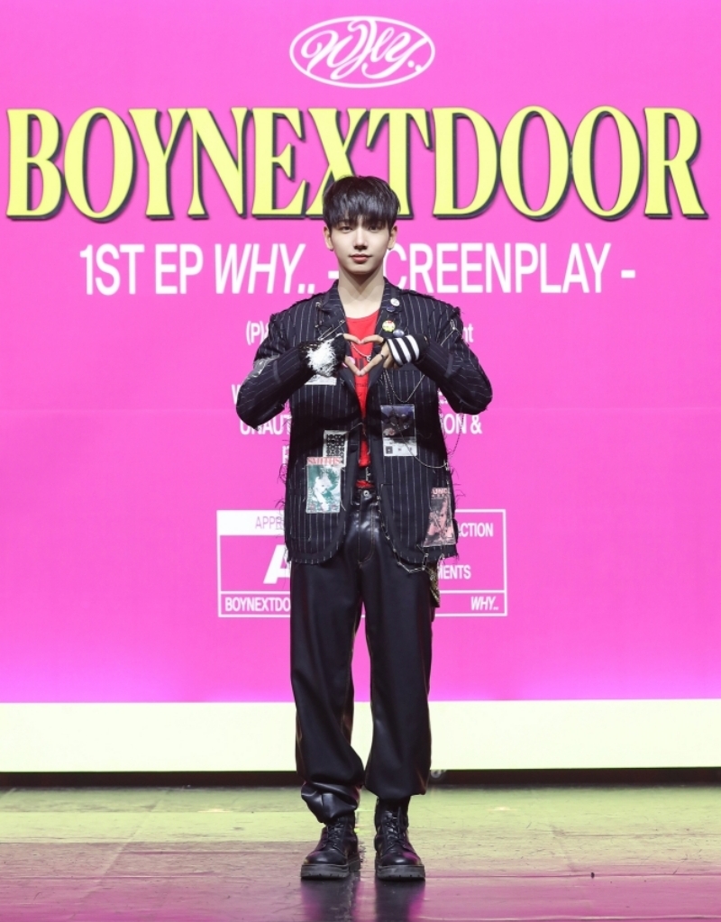 JAEHYUN_BOYNEXTDOOR WHY.. MEDIA SHOWCASE (2).jpg