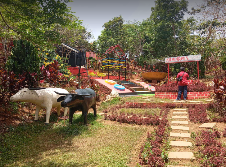 Kaminawis3 garden.png