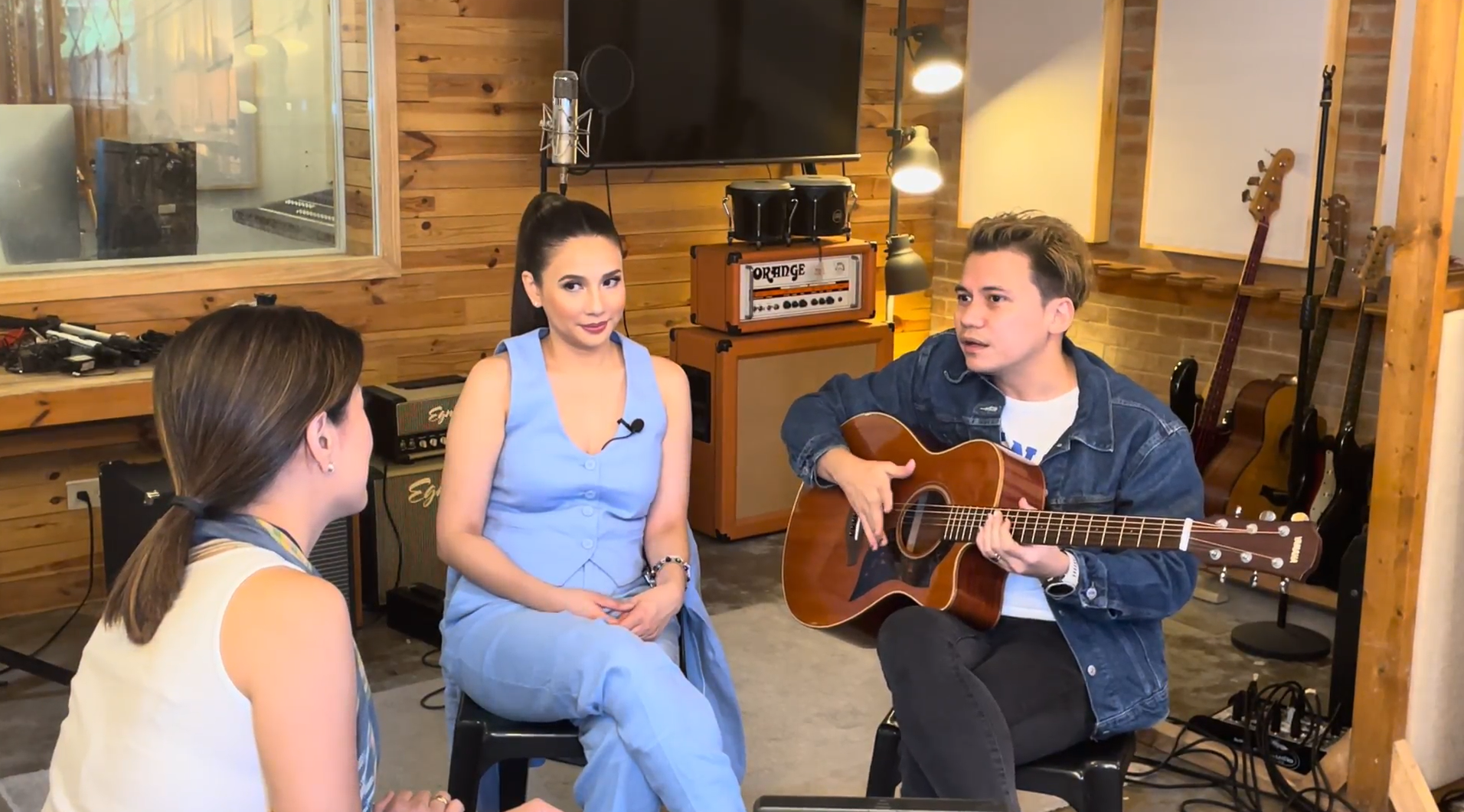 Karylle and Yael.png