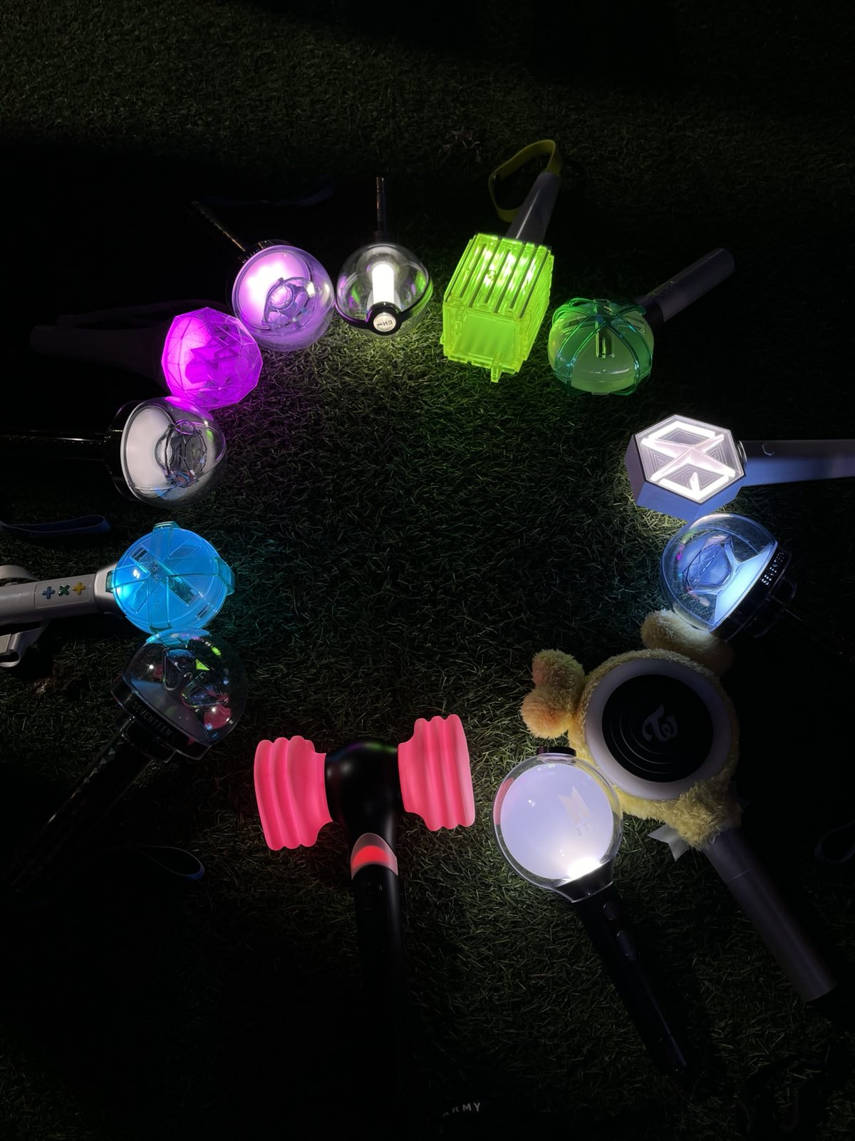 Lightsticks.jpg
