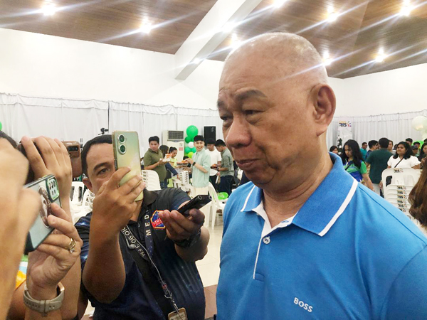 MAYOR ROLANDO UY.jpg