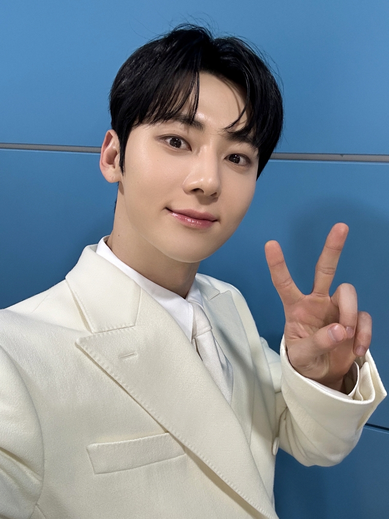 Minhyun2.jpeg