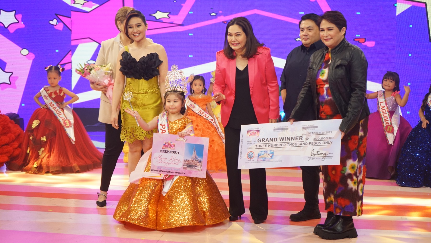 Mini Ms. U grand winner Ariannah.JPG