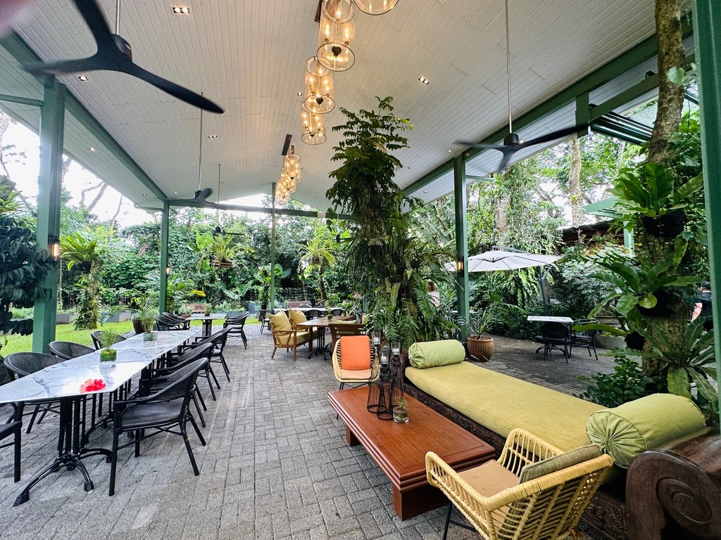 My Country House outdoors.jpeg