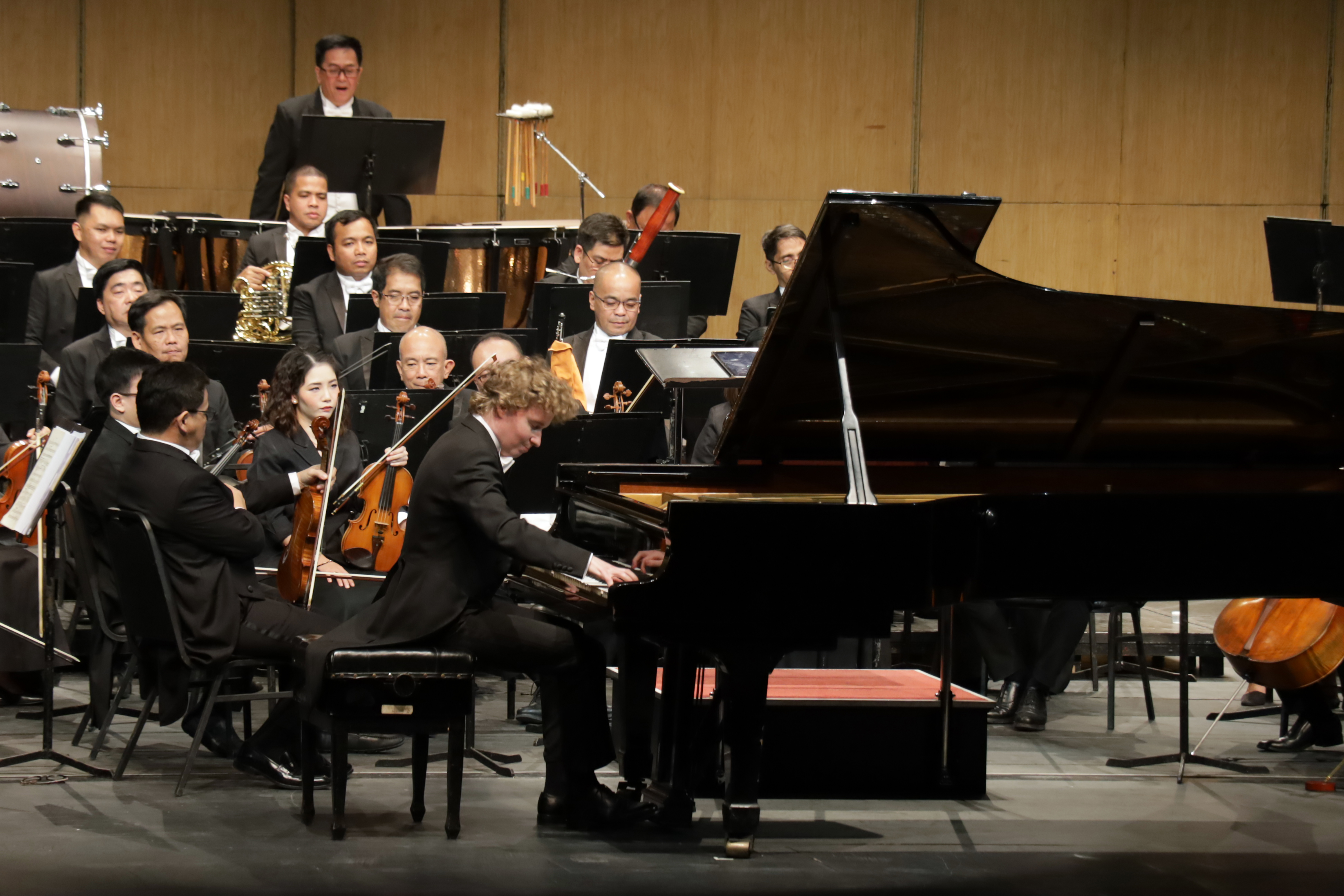 Nikolay Khozyainov.JPG