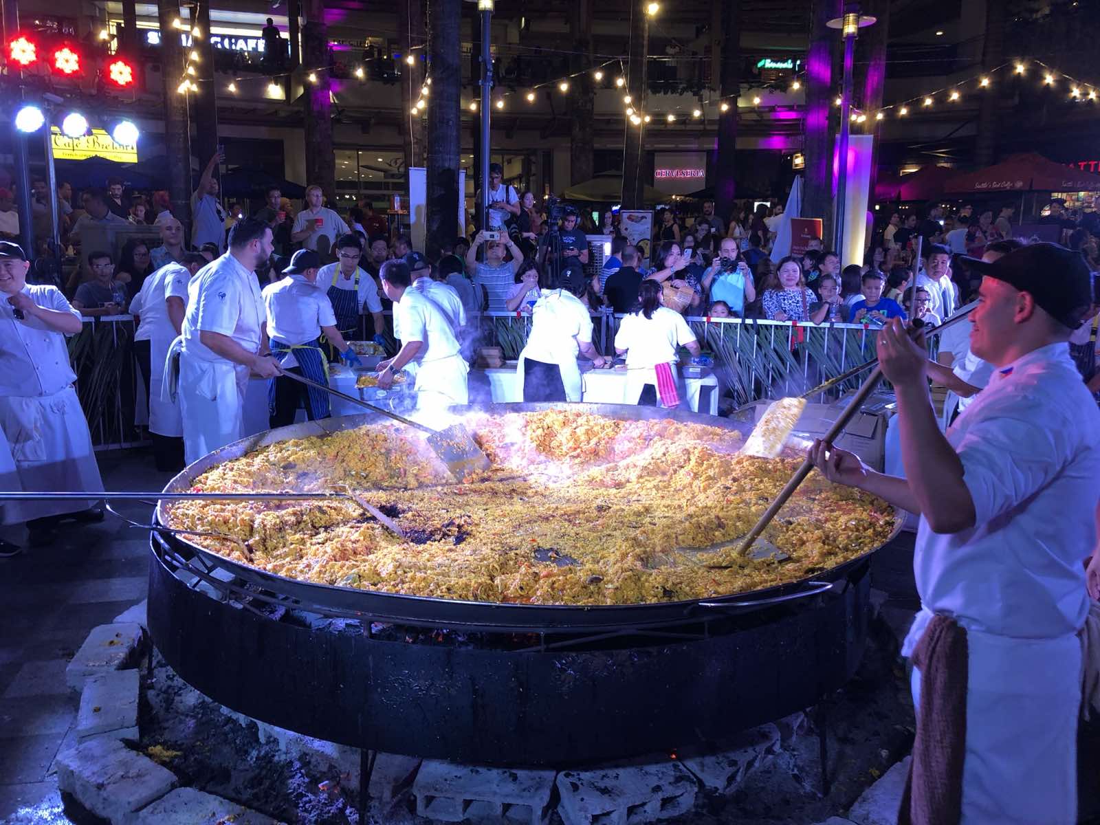 Paella Gigante 3.jpg