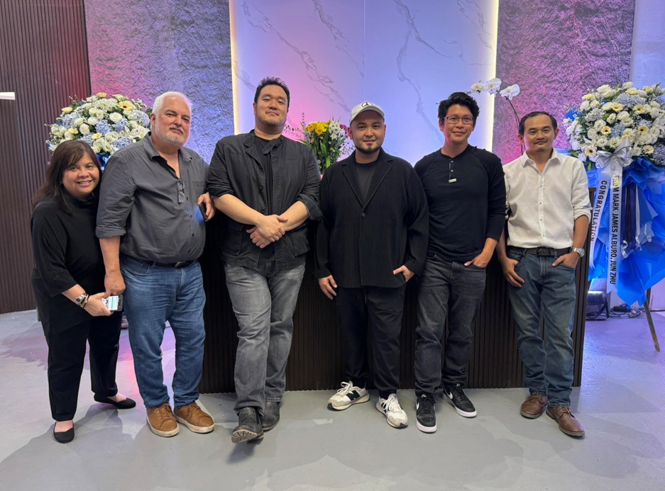 Parallax Studio .png