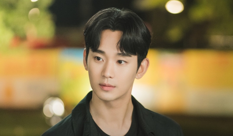 Queenoftears (5).jpg