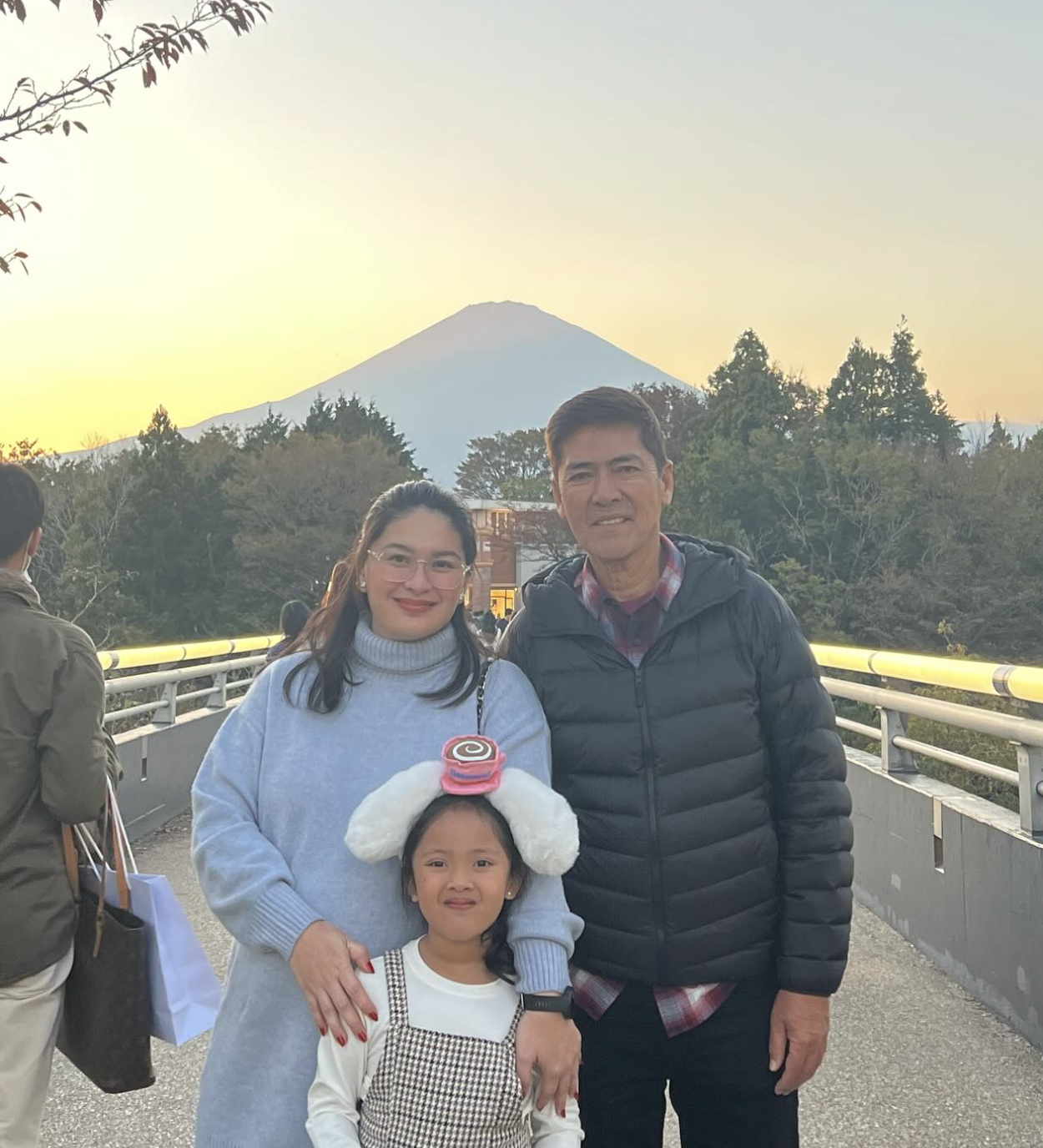 Screenshot 2023-12-06 at 8.41.02â€¯PM.png