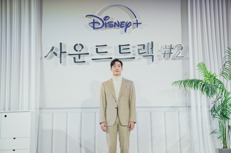 Steve Sanghyun Noh_2.jpg