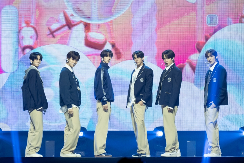 TWS(투어스) (1).jpg