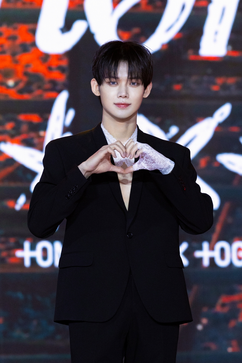 연준 TXT minisode 3 TOMORROW MEDIA SHOWCASE (1).jpg