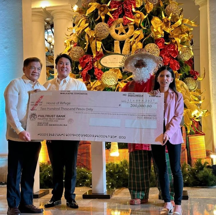 The Manila Hotel Christmas Tree Lighting 3.jpg