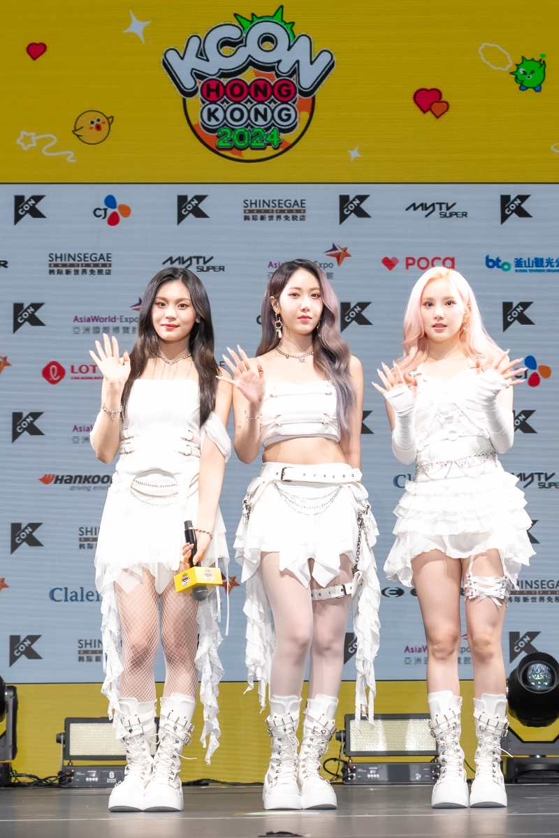 비비지(VIVIZ) (2).jpg