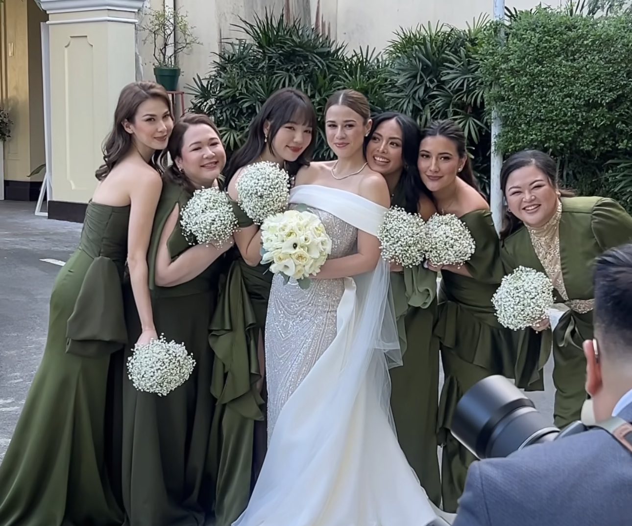 Valeen M entourage.jpg