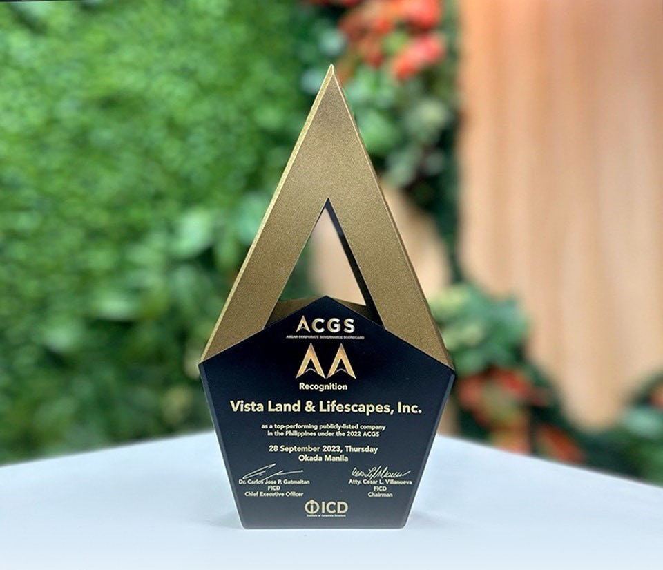 Vista Land Golden Arrow.jpg