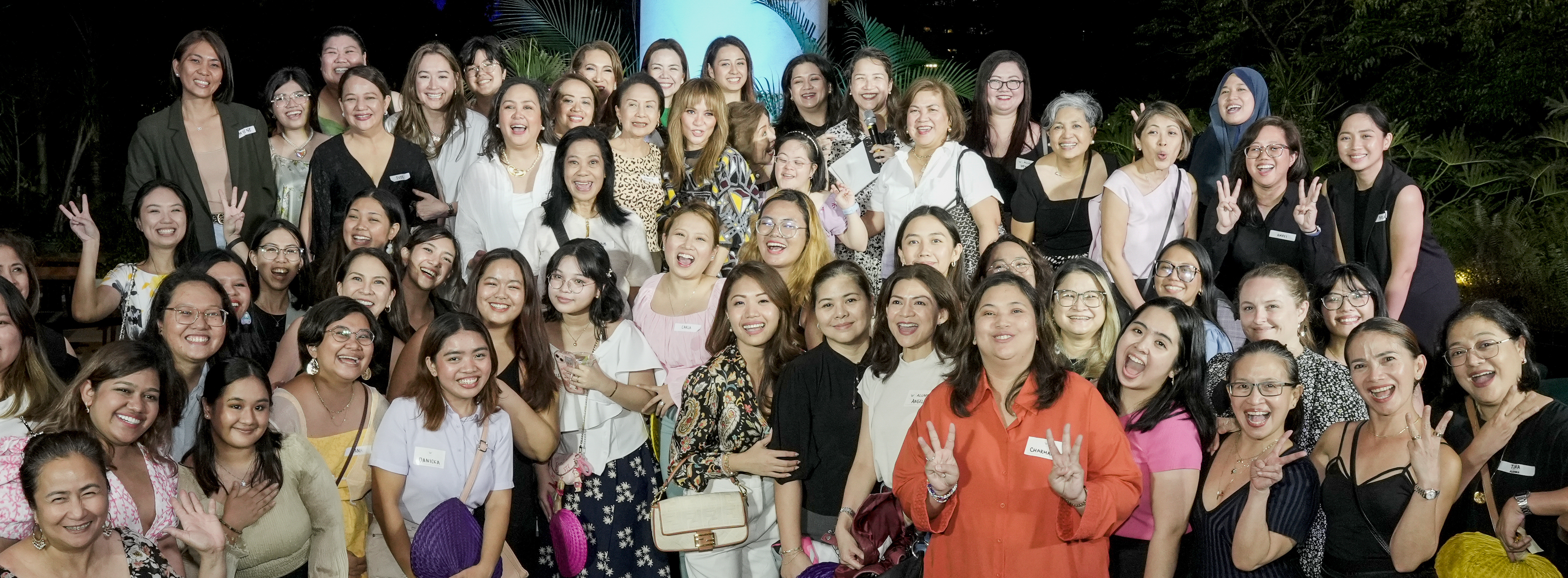 WOW_Group shot-2.jpg