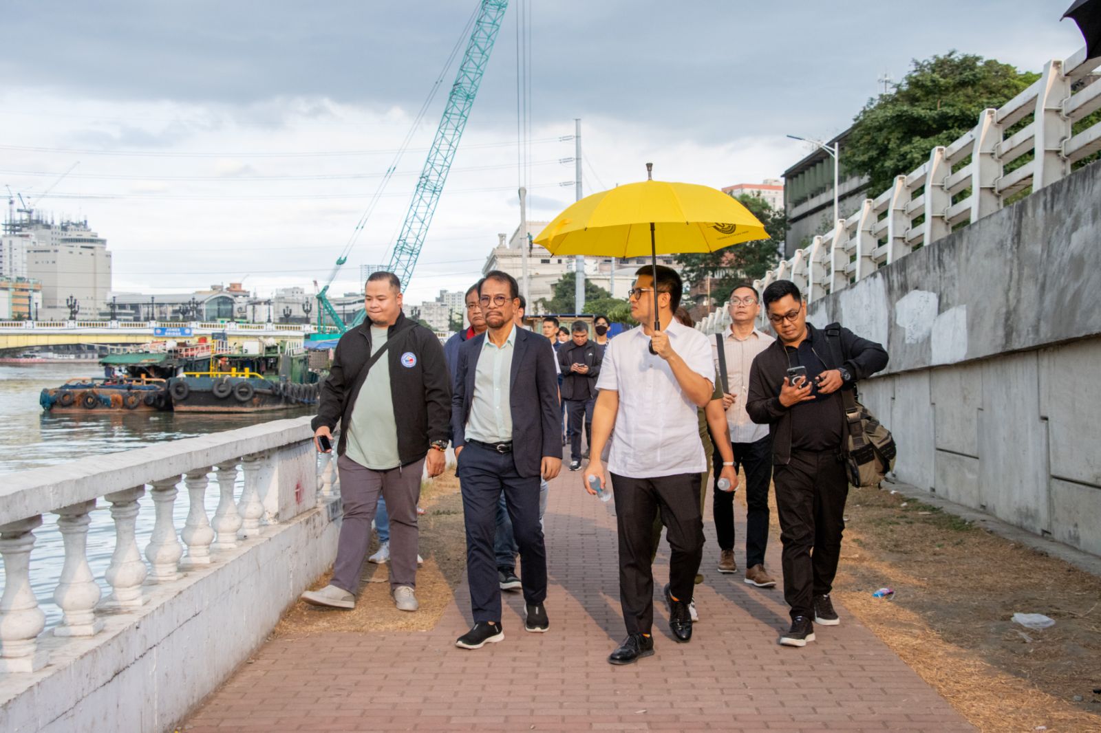 acuzar pasig river.jpg