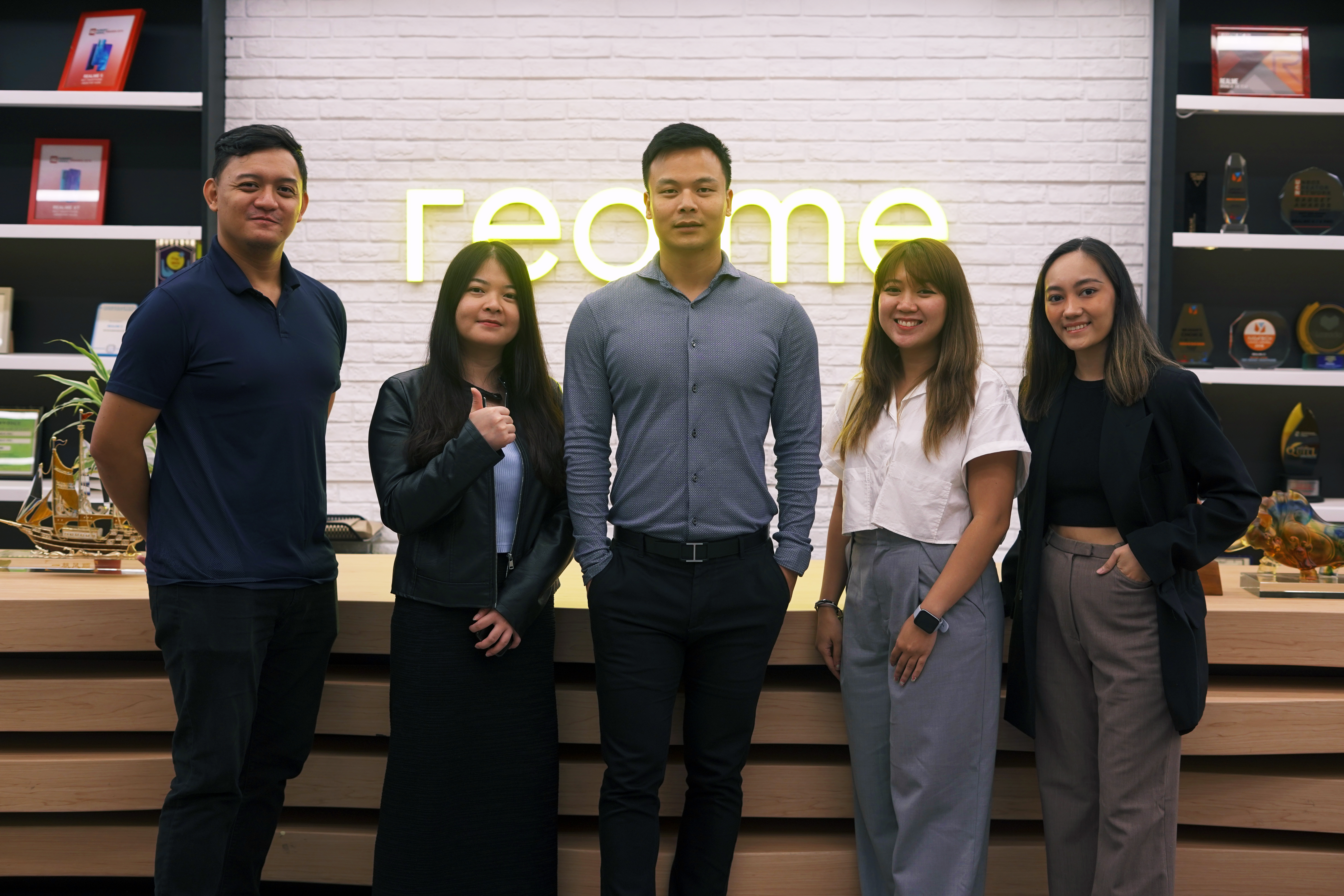 realme Philippines Team.jpg