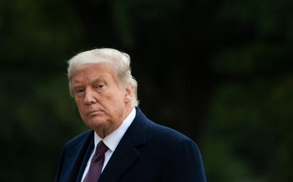 Trump improving, could be discharged Monday: doctors