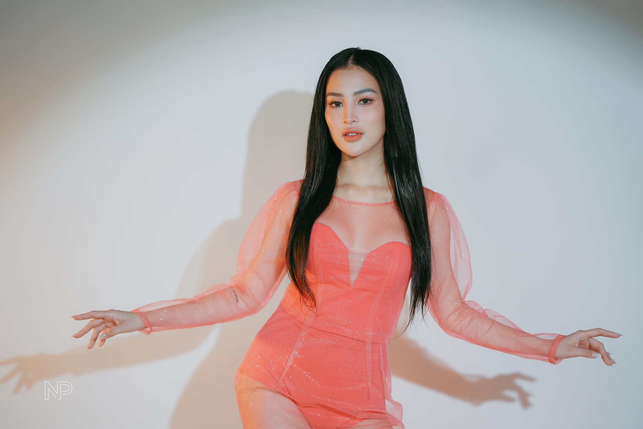 Angel Leighton (Facebook).jpg