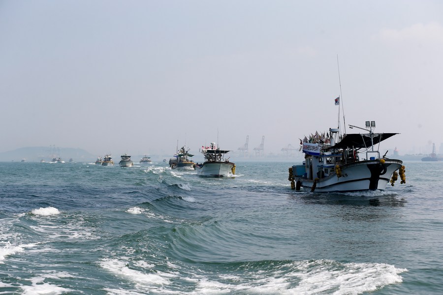 fishermen's protest 1.jpg