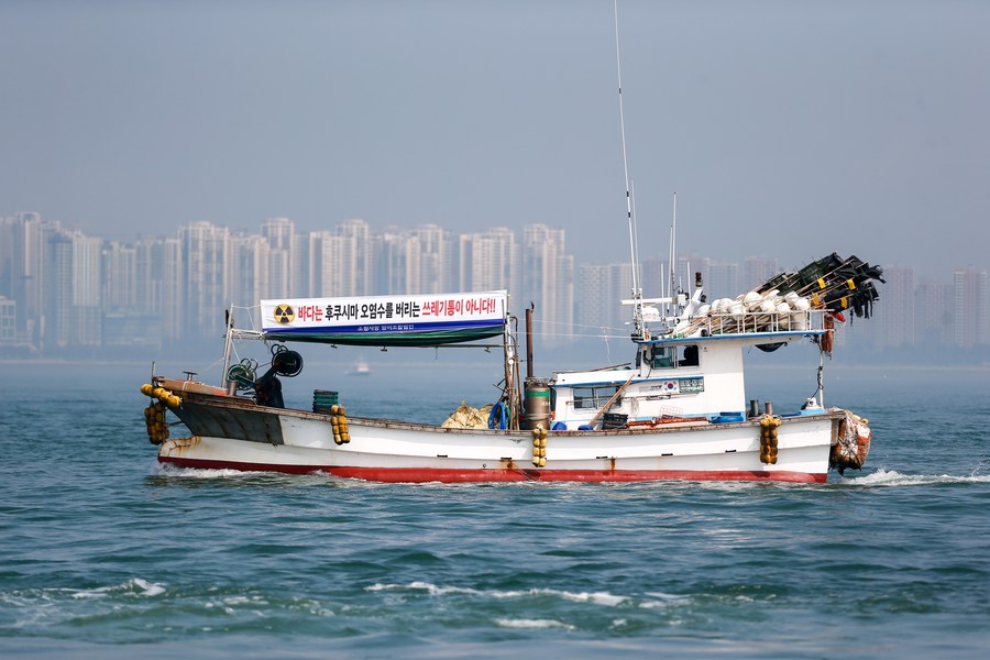 fishermen's protest 2.jpg
